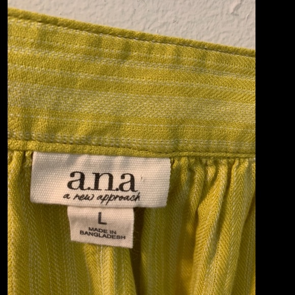 A.N.A.  A New Approach lightweight breezy tank with adjustable straps. NWT - Picture 6 of 8